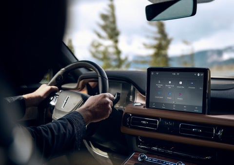 The center touch screen in a 2024 Lincoln Aviator® SUV is shown | Brinson Lincoln of Athens in Athens TX